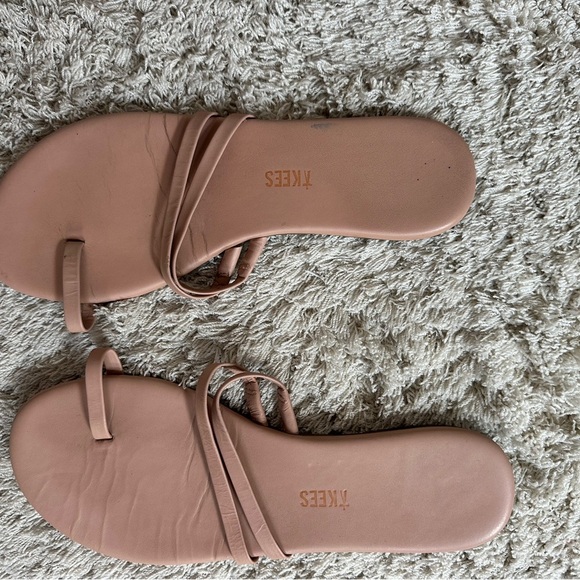 TKEES Leah Buff Sandals Women's Footwear tan cream beige Sandals toe strap 38 7 - Picture 4 of 6